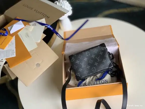 First bag ru LOUIS SOFT MINI VUITTON TRUNK 0523